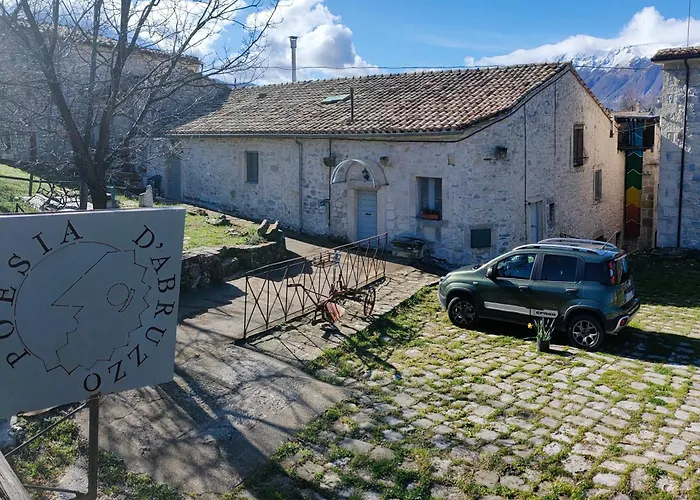 Poesia D'abruzzo Tatil Evi *